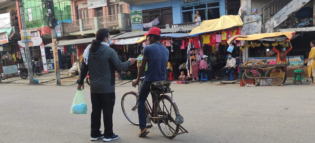 https://www.setopati.com/uploads/shares/2020/sujita/birbahadur/mask lagau (1).jpg